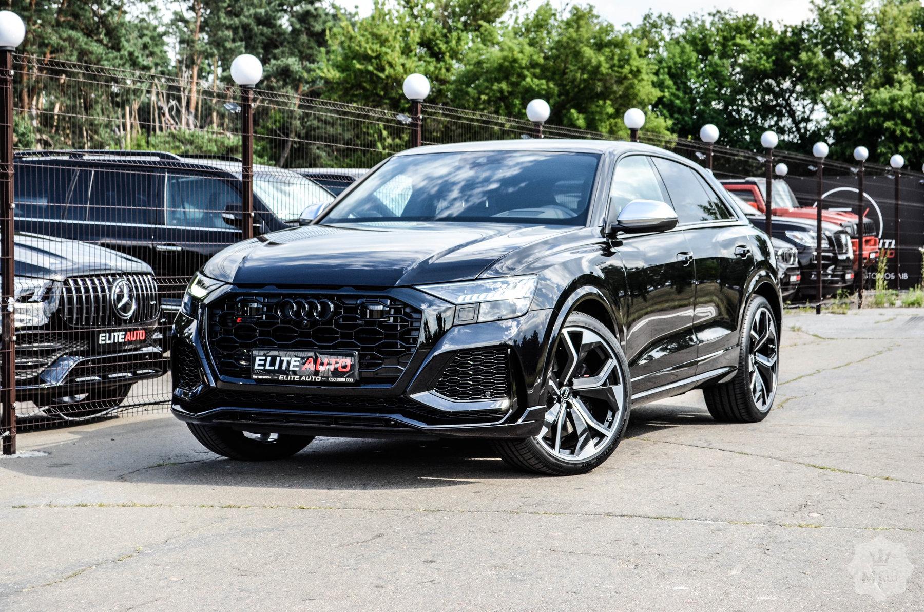 52764-noviy-samiy-bistriy-suv-audi-q8-rs-40-tfsi-kiev-2020-1