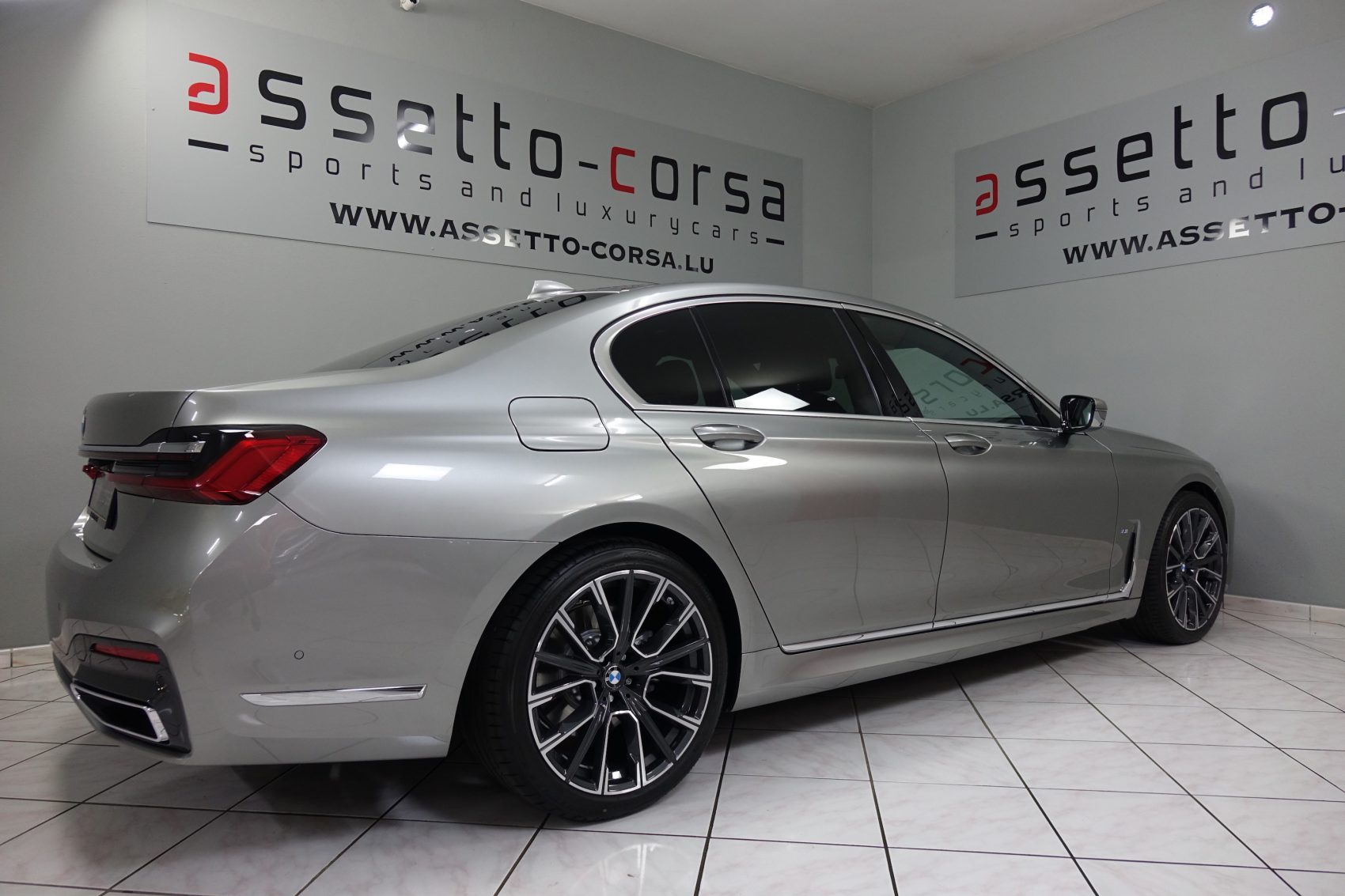 BMW-730xD-Doningtongrau-00005