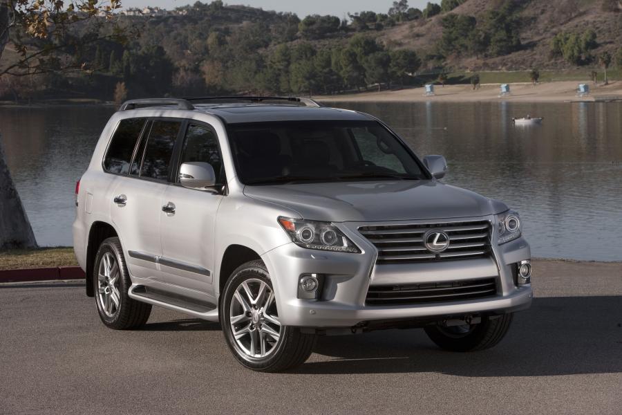 2012 Lexus LX570 036