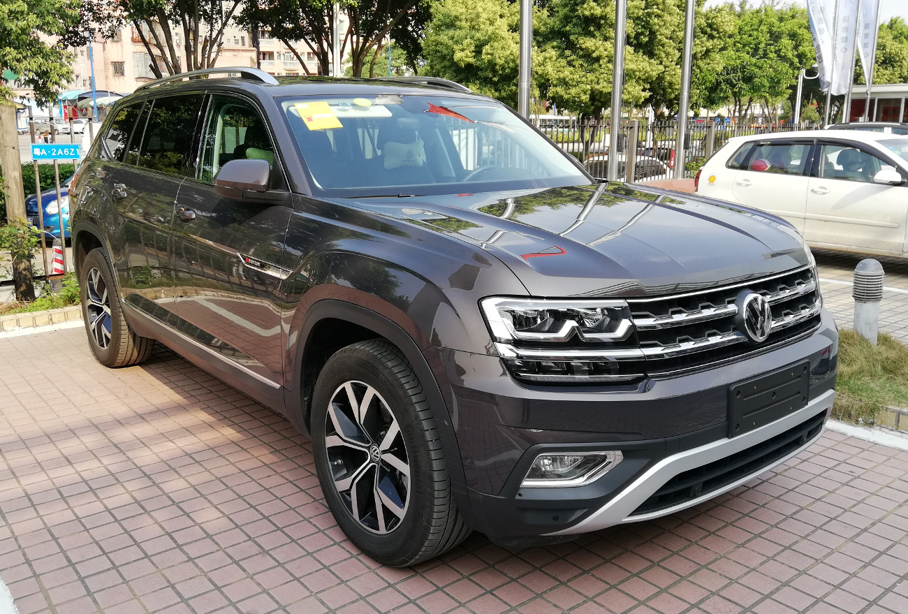 Volkswagen_Teramont_001_China_2018-03-12