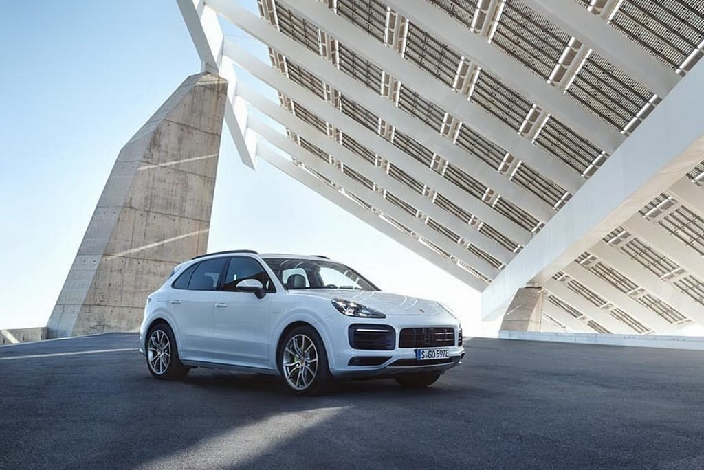 porsche-cayenne-turbo-coupe-e-hybrid-2019-1-1