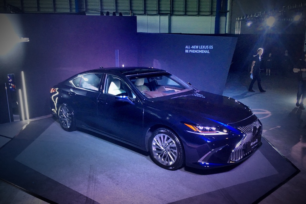 2019_lexus_es_price_singapore_review_13102018