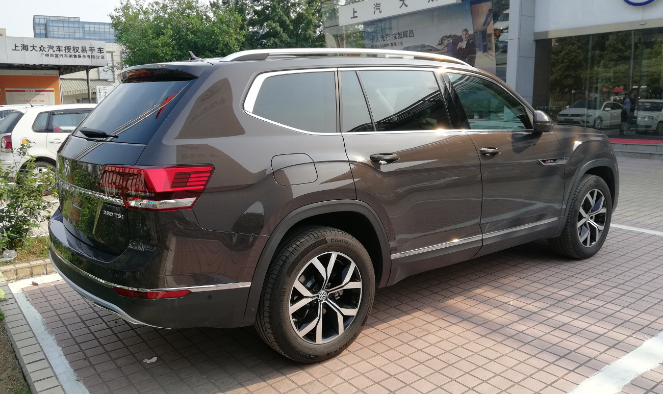 Volkswagen_Teramont_002_China_2018-03-12