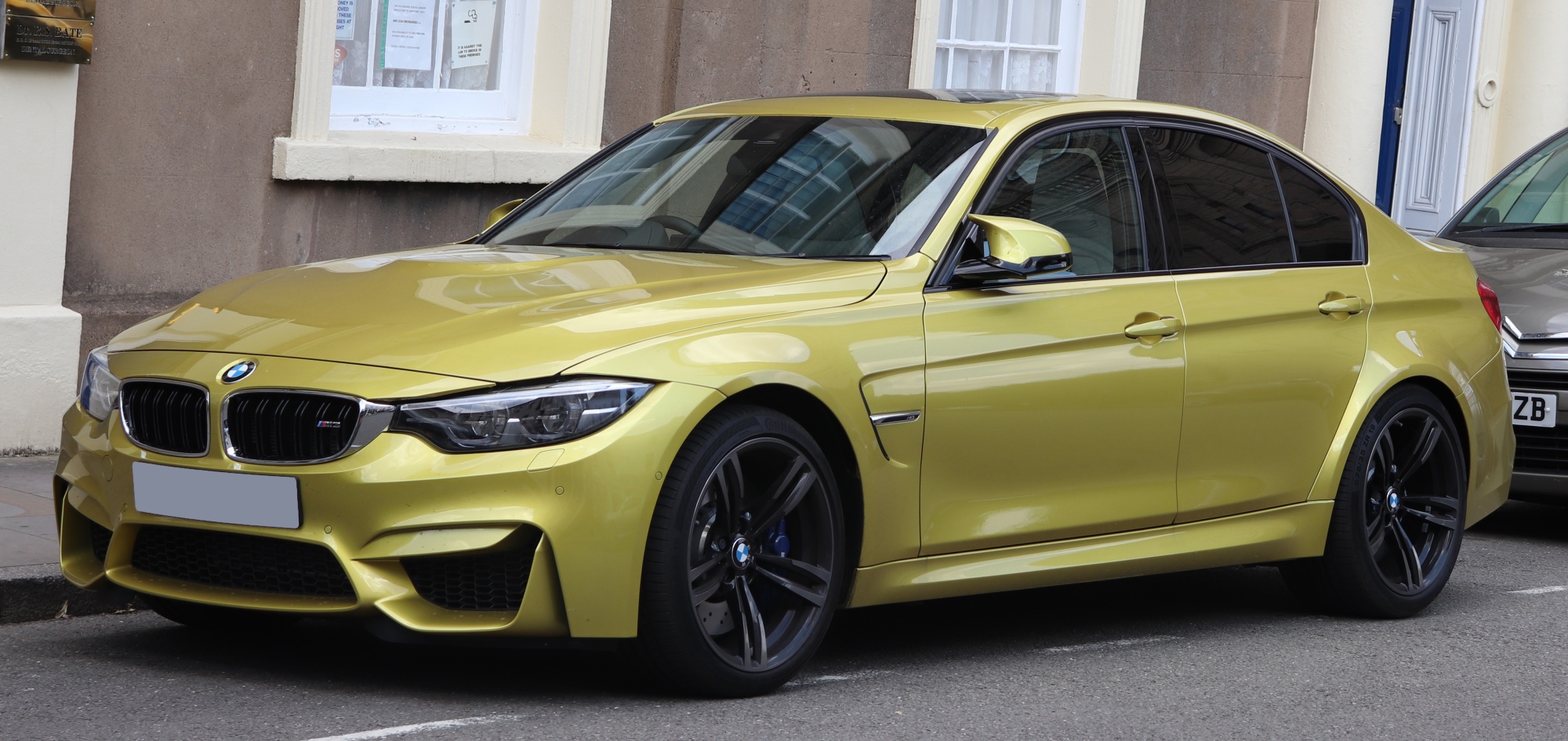 2018_BMW_M3_3.0